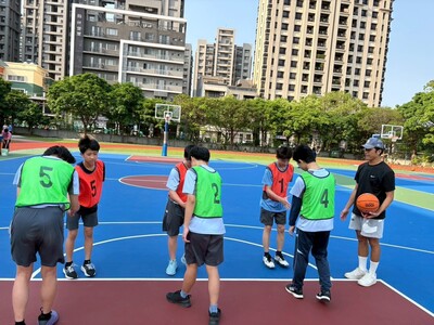 LINE_ALBUM_3對3籃球比賽_260413_109圖片