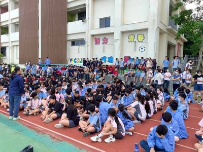 LINE_ALBUM_115.4.28-SH150七年級班際跳繩_260428_2圖片