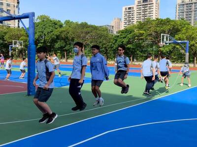 LINE_ALBUM_115.4.28-SH150七年級班際跳繩_260428_48圖片