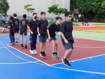 LINE_ALBUM_115.4.28-SH150七年級班際跳繩_260428_44圖片