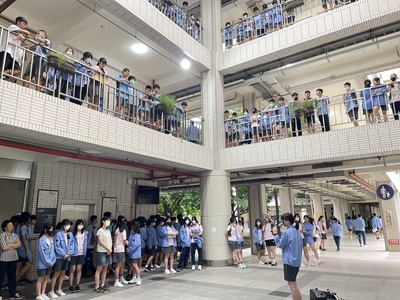 2圖片